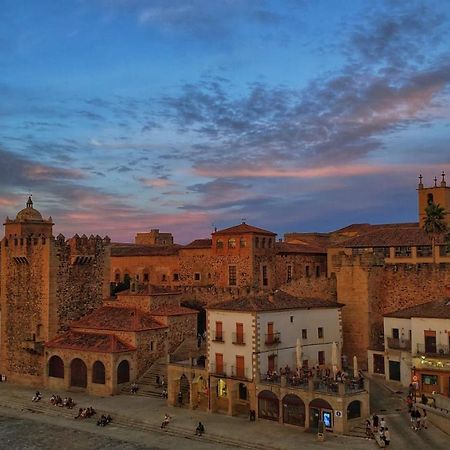 Hostal Martes Caceres Plaza Mayor - Tercer Piso Sin Ascensor Exterior photo