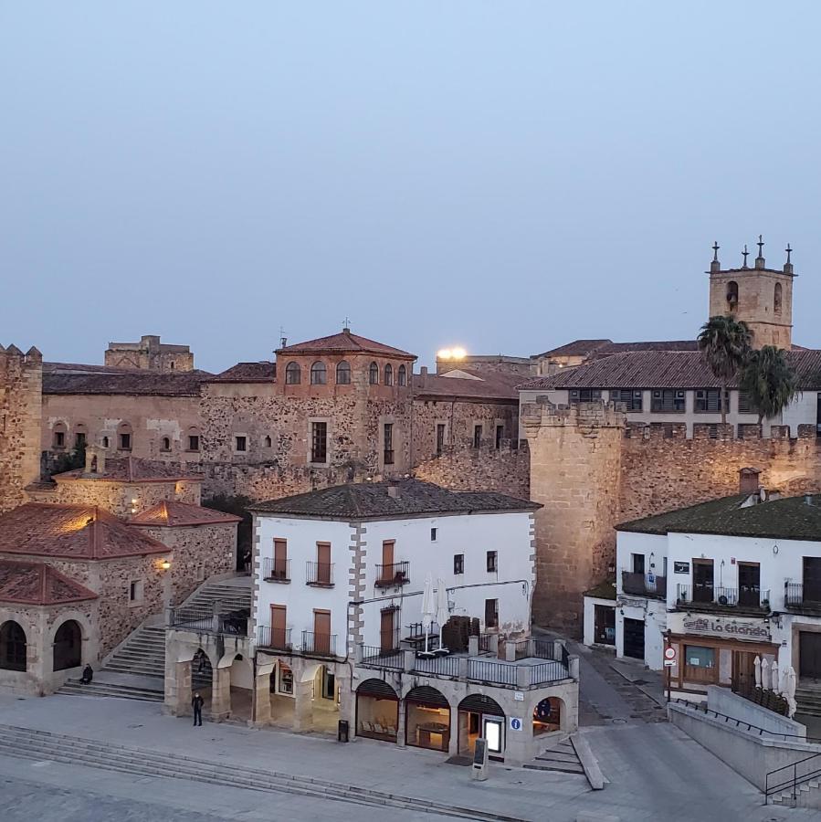 Hostal Martes Caceres Plaza Mayor - Tercer Piso Sin Ascensor Exterior photo